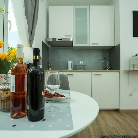 Apartment Anastazija *